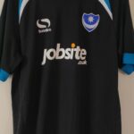 2015-16 third shirt Portsmouth FC